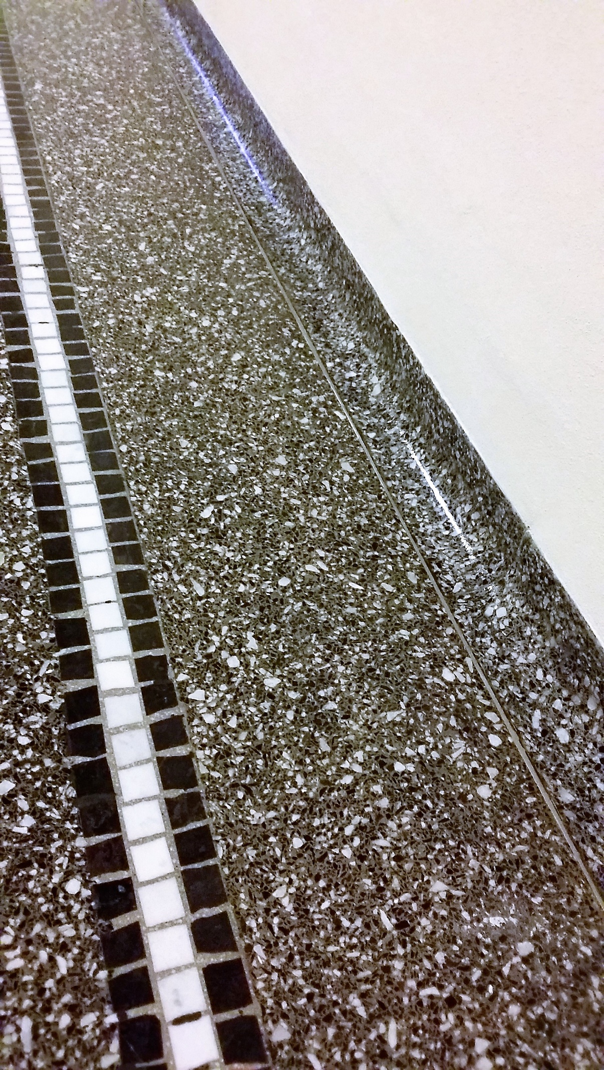 n – Uměleckoprůmyslové muzeum Praha 2016